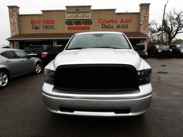 2018 Ram 1500 SLT RWD photo