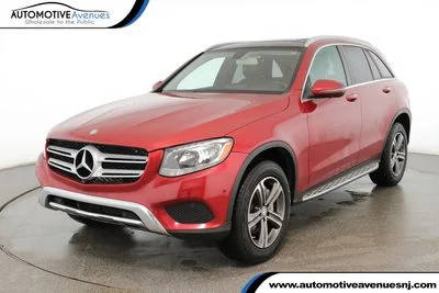 2016 Mercedes-Benz GLC-Class GLC 300 AWD photo