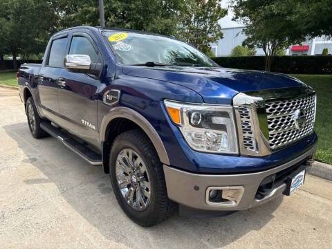 2017 Nissan Titan Platinum Reserve 4WD photo