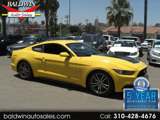 2017 Ford Mustang EcoBoost RWD photo