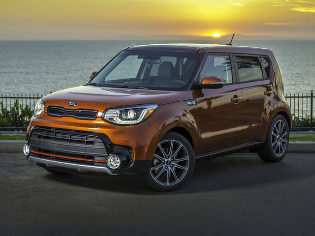 2018 Kia Soul Base FWD photo