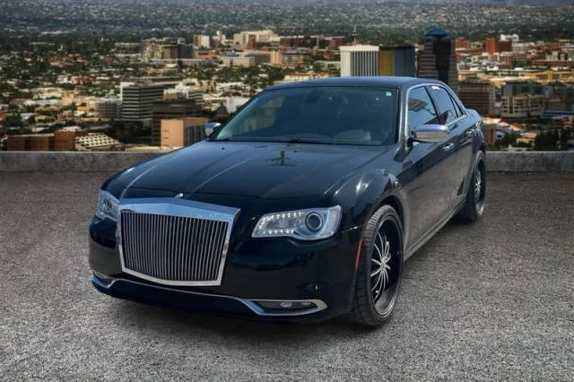 2016 Chrysler 300 300C RWD photo