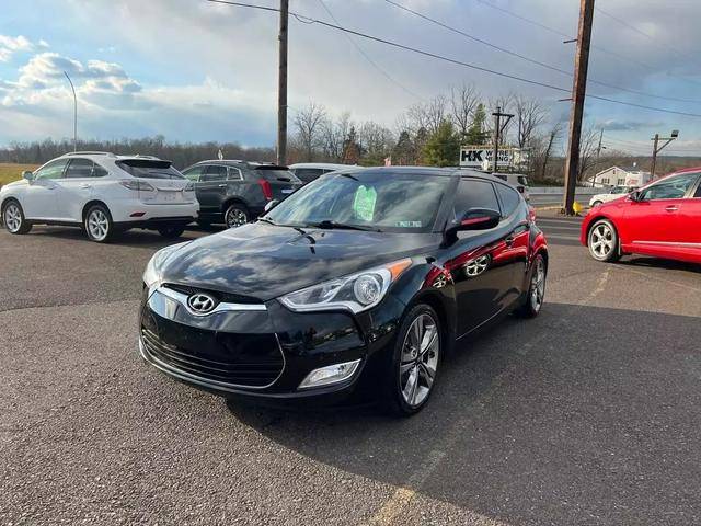 2017 Hyundai Veloster Value Edition FWD photo