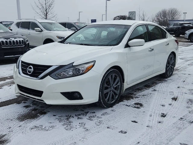 2018 Nissan Altima 2.5 SR FWD photo