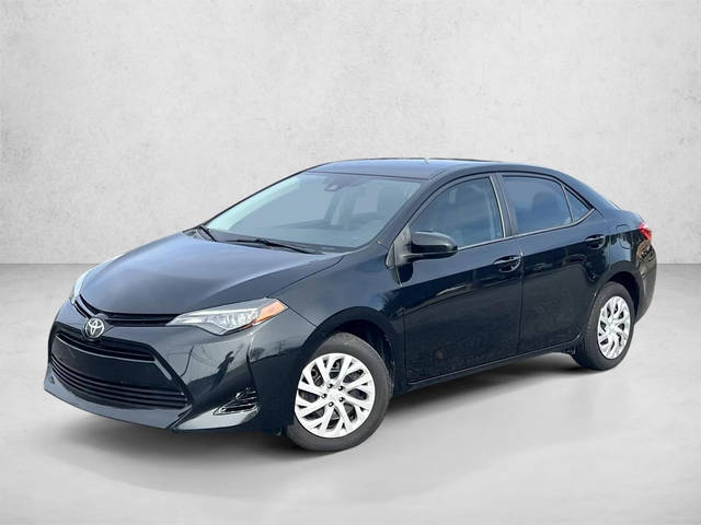 2018 Toyota Corolla LE FWD photo
