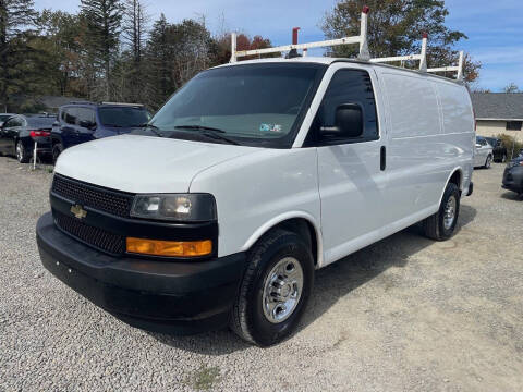 2018 Chevrolet Express Cargo  RWD photo