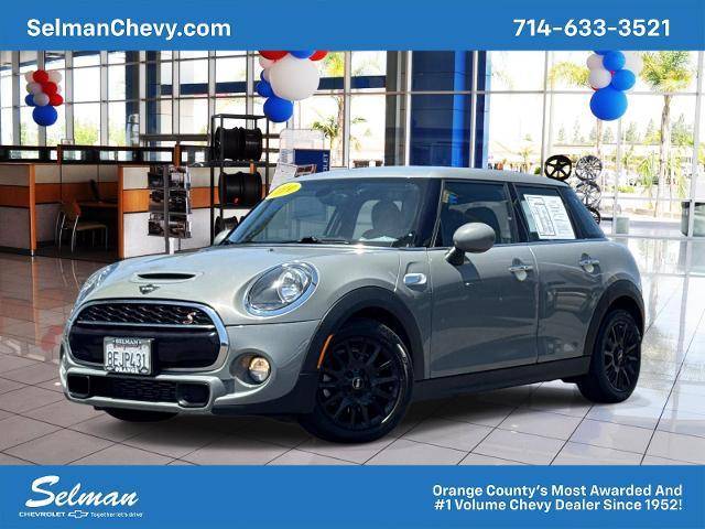 2019 MINI Hardtop 4 Door Cooper S FWD photo