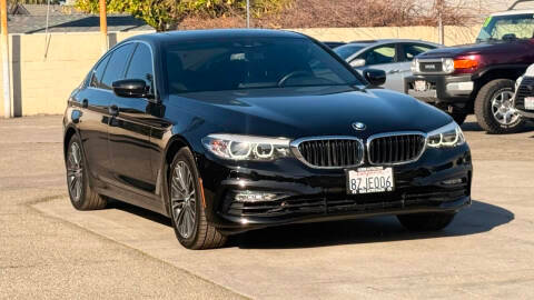 2018 BMW 5 Series 530e iPerformance RWD photo