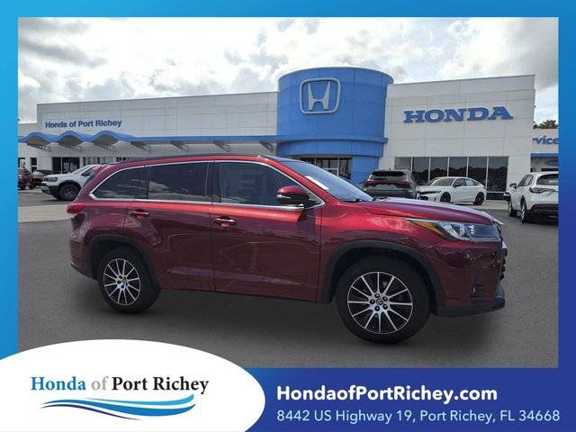 2018 Toyota Highlander SE FWD photo