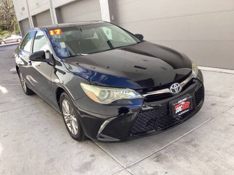 2017 Toyota Camry SE FWD photo
