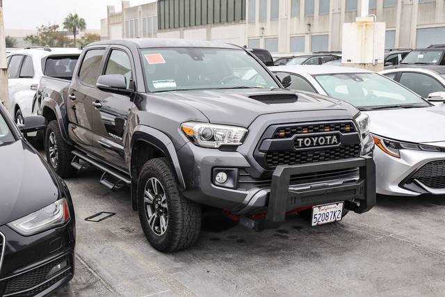 2018 Toyota Tacoma TRD Sport RWD photo