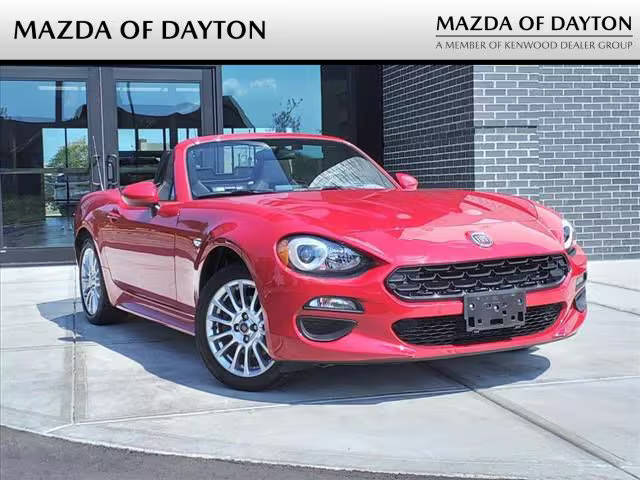 2018 FIAT 124 Spider Classica RWD photo