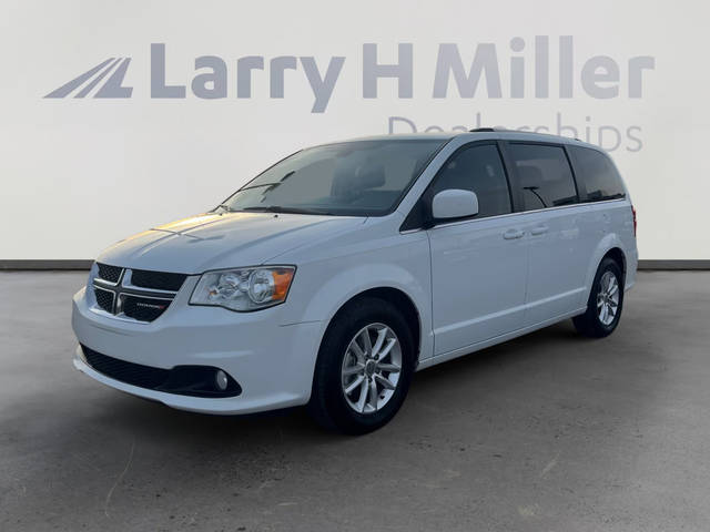 2018 Dodge Grand Caravan SXT FWD photo