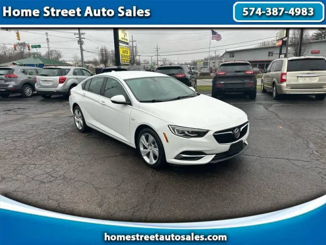 2018 Buick Regal Sportback Preferred FWD photo
