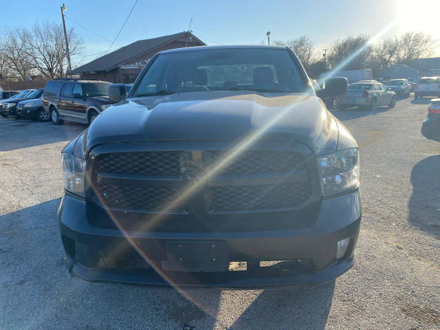 2018 Ram 1500 Express 4WD photo