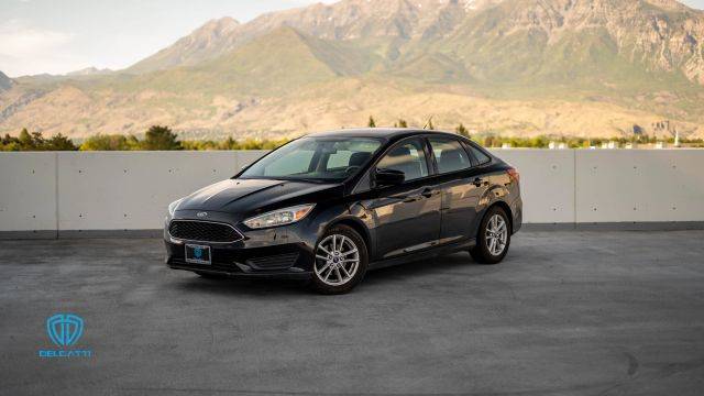 2018 Ford Focus SE FWD photo