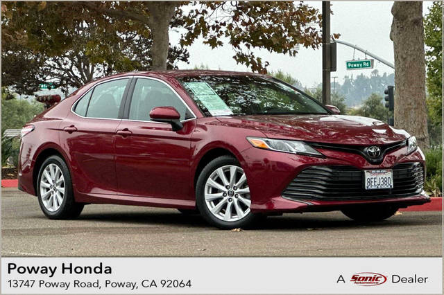 2018 Toyota Camry LE FWD photo