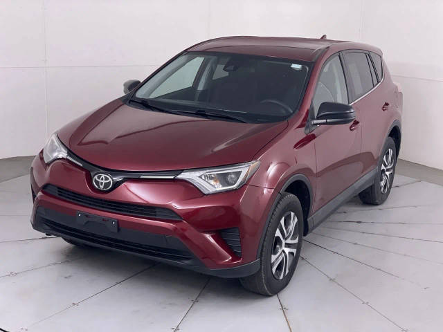 2018 Toyota RAV4 LE AWD photo