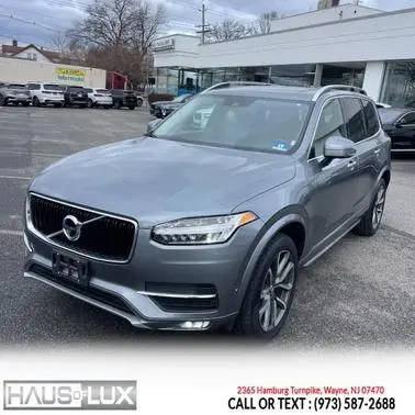 2018 Volvo XC90 Momentum AWD photo