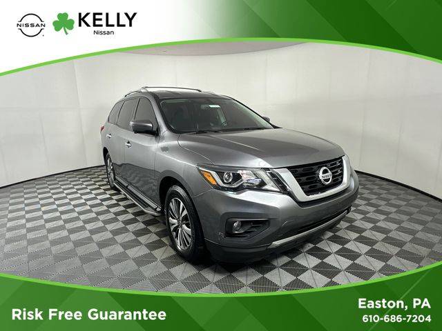 2018 Nissan Pathfinder SL 4WD photo