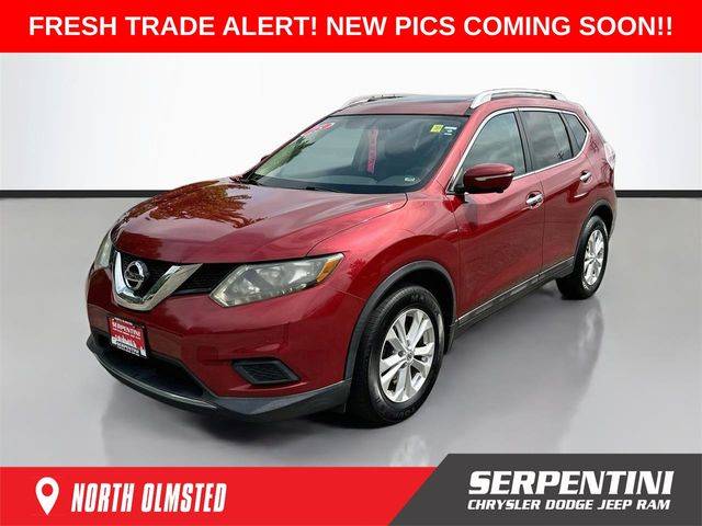 2015 Nissan Rogue SV FWD photo