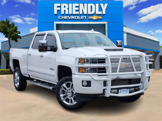 2018 Chevrolet Silverado 2500HD High Country 4WD photo