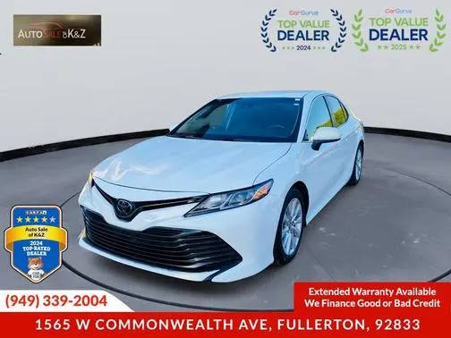 2018 Toyota Camry LE FWD photo