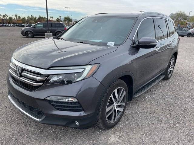 2018 Honda Pilot Touring FWD photo