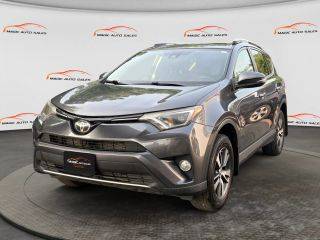 2018 Toyota RAV4 XLE AWD photo