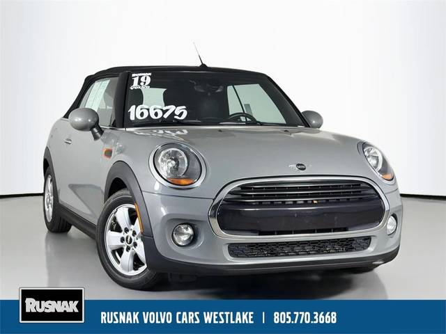 2019 MINI Cooper Convertible Cooper FWD photo