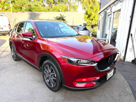 2018 Mazda CX-5 Touring FWD photo