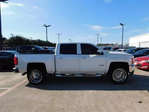 2018 Chevrolet Silverado 1500 LT RWD photo