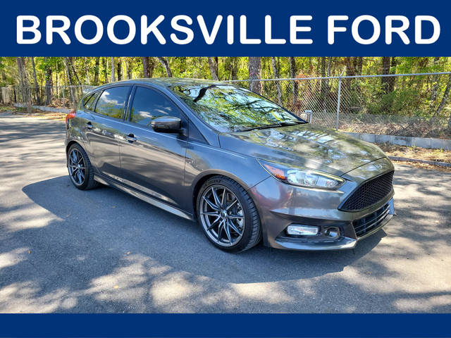 2018 Ford Focus ST FWD photo