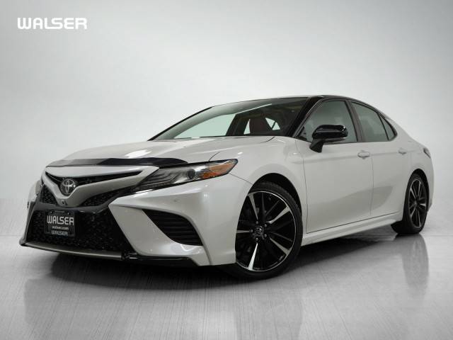 2018 Toyota Camry XSE V6 FWD photo