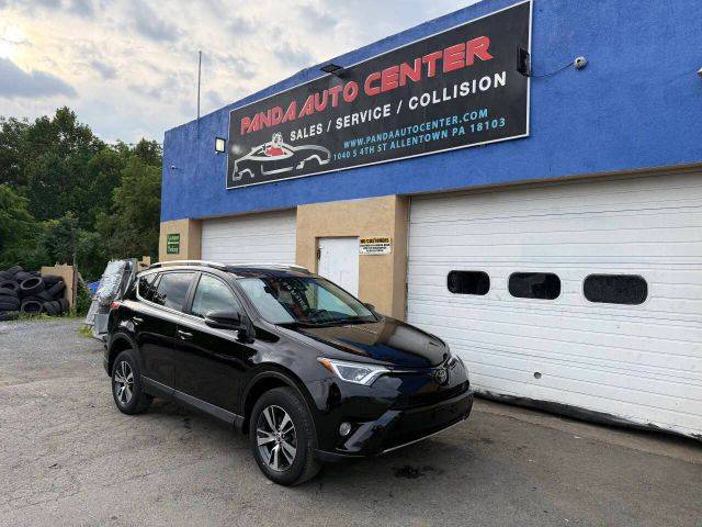 2018 Toyota RAV4 XLE AWD photo