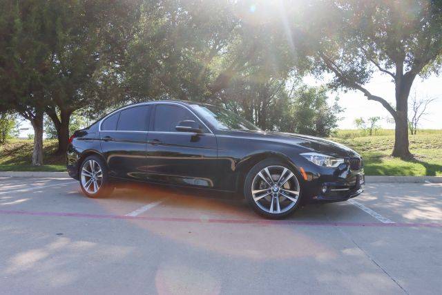2018 BMW 3 Series 330i xDrive AWD photo