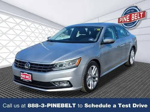 2018 Volkswagen Passat 2.0T SE w/Technology FWD photo
