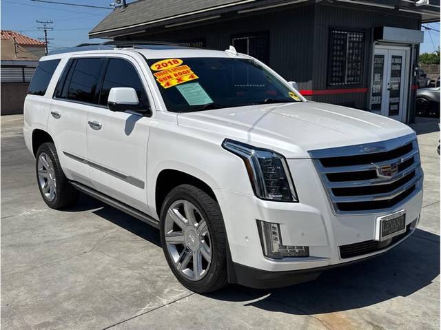 2018 Cadillac Escalade Premium Luxury 4WD photo