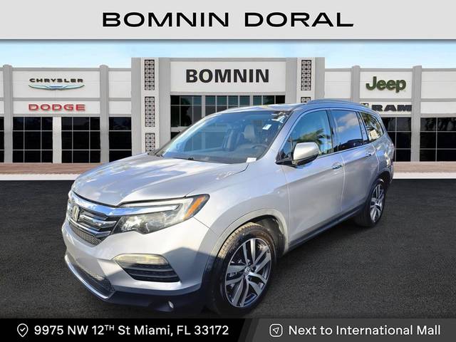 2018 Honda Pilot Touring AWD photo