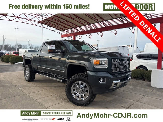 2018 GMC Sierra 2500HD Denali 4WD photo