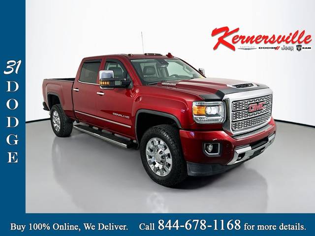 2018 GMC Sierra 2500HD Denali 4WD photo