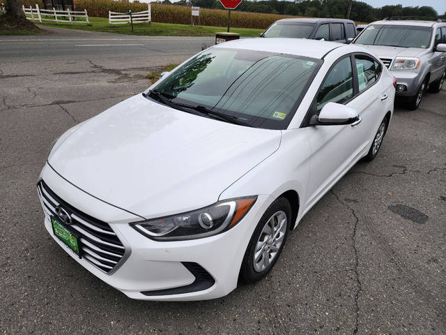 2017 Hyundai Elantra SE FWD photo