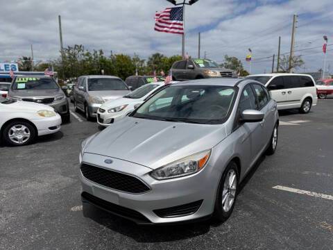 2018 Ford Focus SE FWD photo