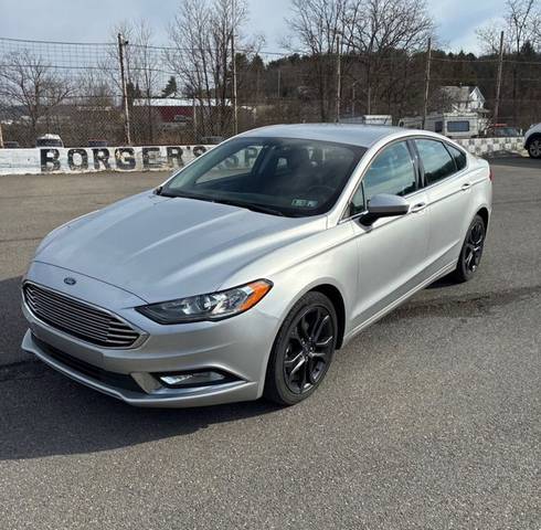 2018 Ford Fusion SE FWD photo