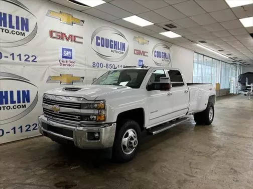 2018 Chevrolet Silverado 3500HD LTZ 4WD photo