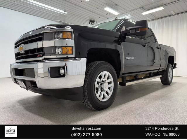 2018 Chevrolet Silverado 2500HD LT 4WD photo