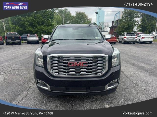 2018 GMC Yukon Denali 4WD photo