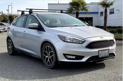 2018 Ford Focus SEL FWD photo