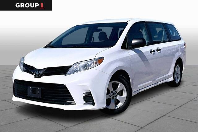 2018 Toyota Sienna L FWD photo