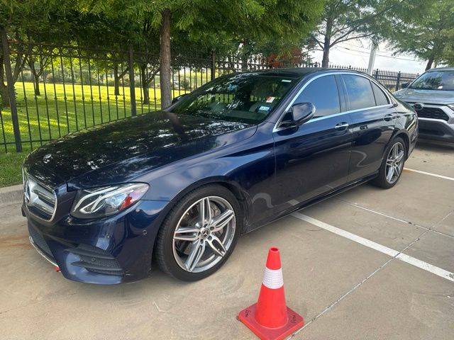 2018 Mercedes-Benz E-Class E 300 RWD photo
